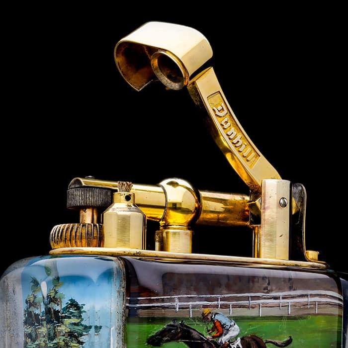 A horse race inside a lighter?