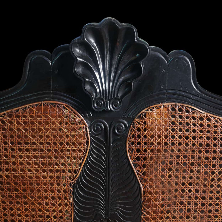 Close-up of 19th century Ceylonese solid ebony carved sofa backrest by Collection EE20 with intricate detailing