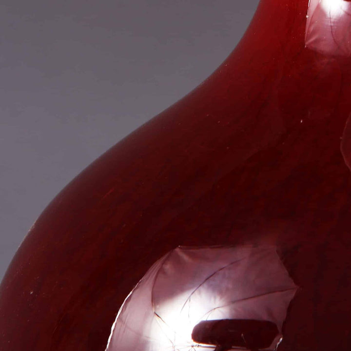 Chinese Sang de Boeuf Vase mounted as a table lamp with deep red glaze, China, circa 1980, 27 cm tall.