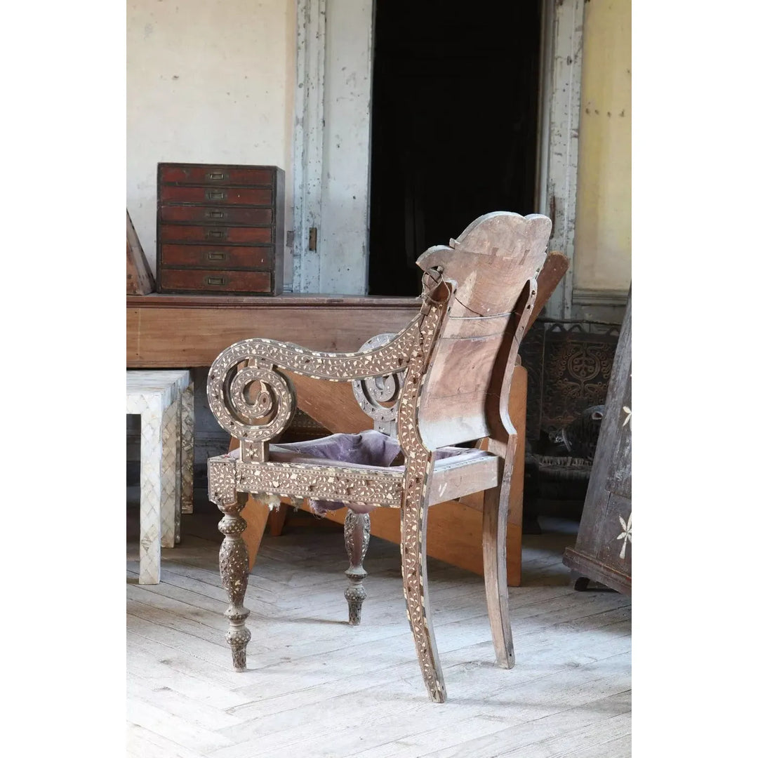 19th-century Hoshiarpur bone inlaid armchair with ornate scroll arms and turned legs by Collection EE30