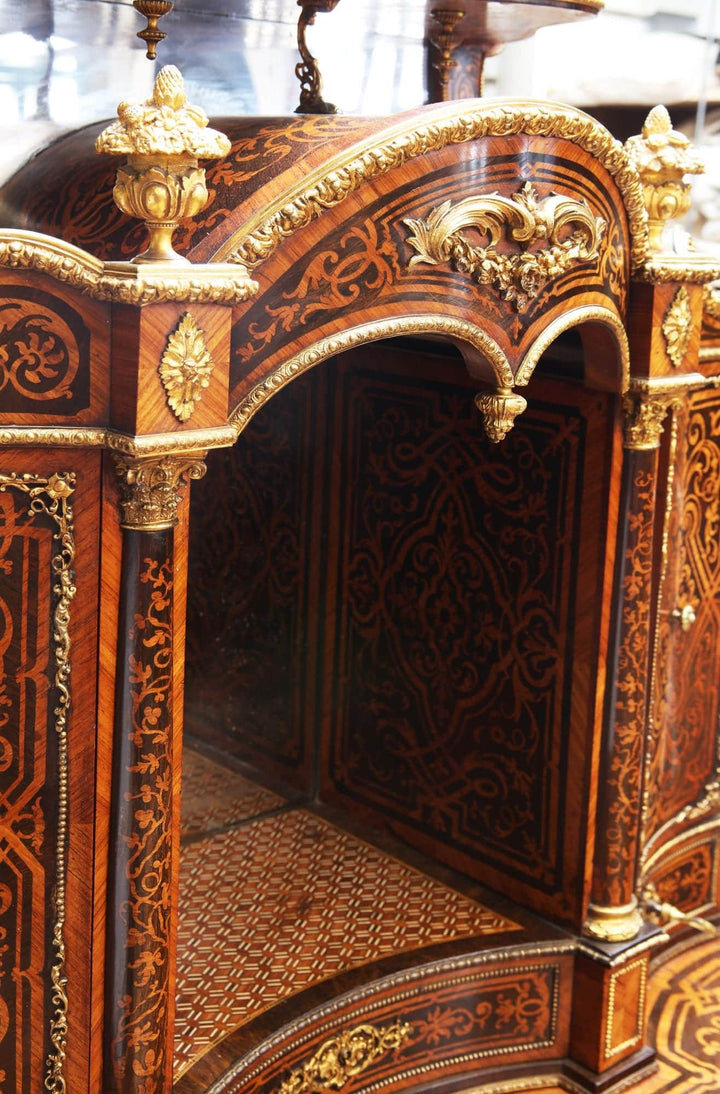 Close-up of a Napoleon III marquetry secretaire with gilt bronze mounts from Nwtiques