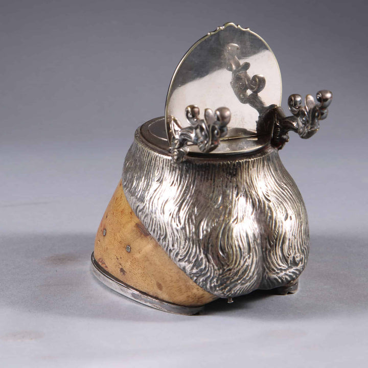 Late 19th century horse hoof inkwell with silver mounts and pen rest by Nwtiques, circa 1900 England