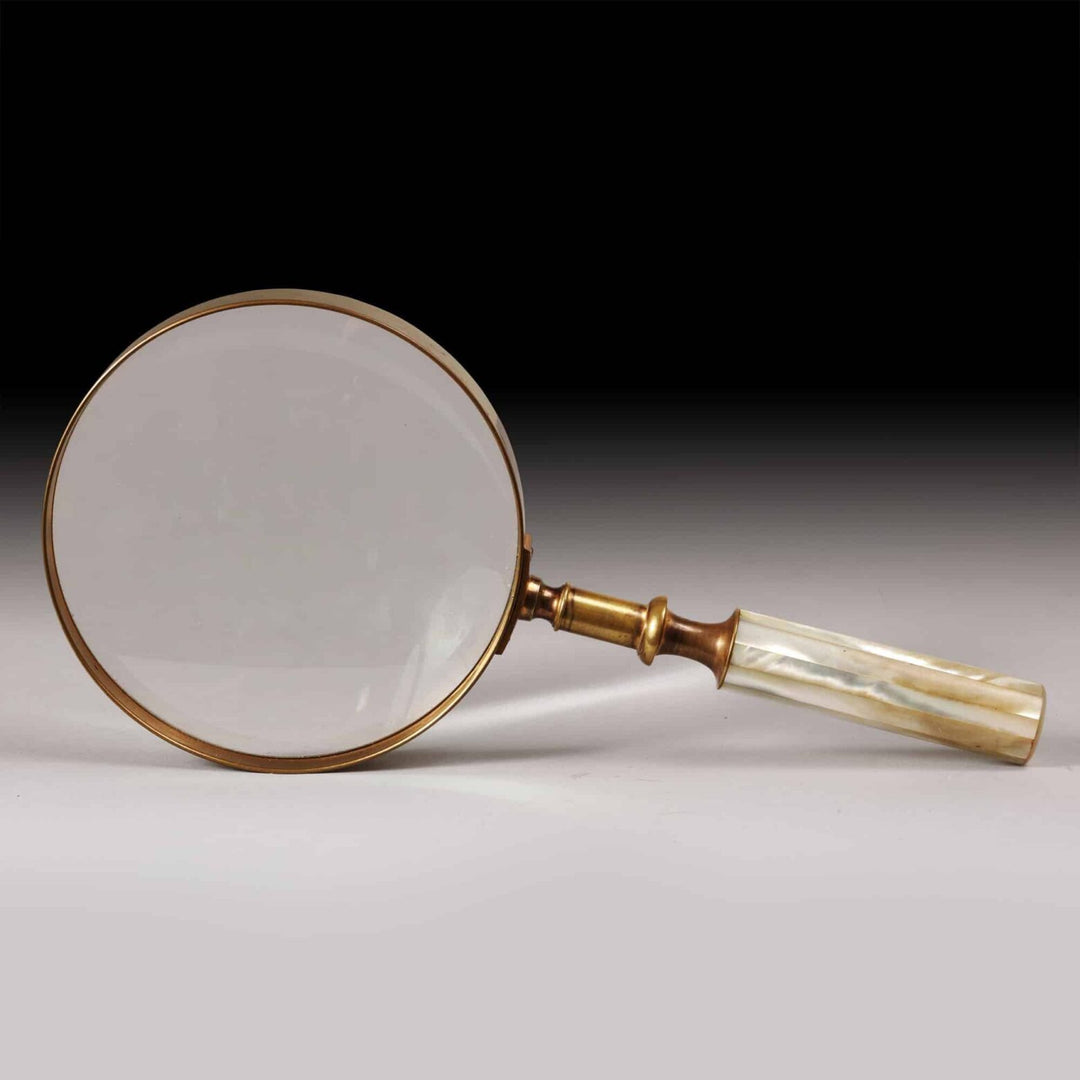 19th Century French Palais Royal gallery glass with mother-of-pearl handle by Collection TH20, circa 1840 luxury piece