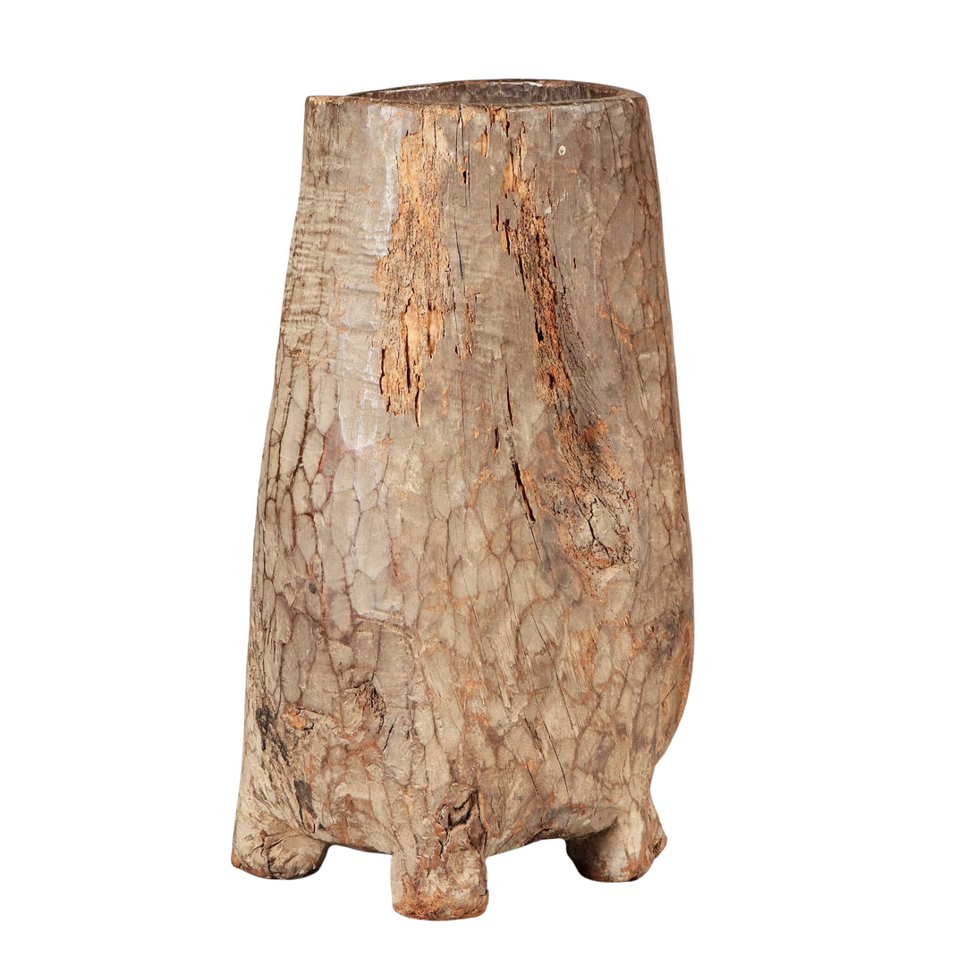 Rustic hollowed tree trunk hall stand with faceted exterior and short legs by Collection EE10 circa 1900 Continental style