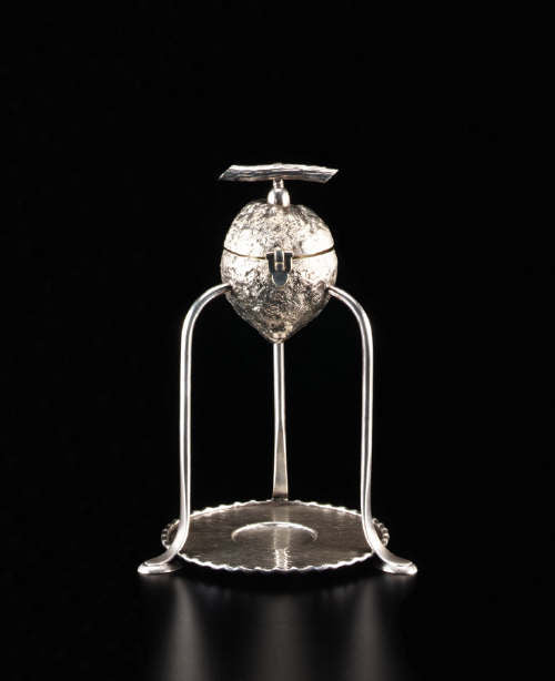 Rare silver-plate Hukin & Heath lemon squeezer c.1880 designed by Dr Christopher Dresser sold by Nwtiques
