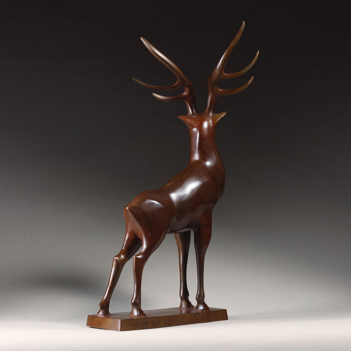 Japanese bronze stag sculpture from Showa period with elegant patina by Collection TH10 displayed on wooden base