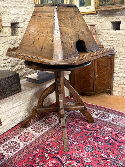 Rotating Portuguese 14th Century Walnut Facistol Scriptorium