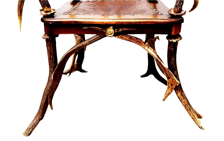 Victorian Black Forest Antler Armchair with intricate antler details by Nwtiques, circa 1880 Switzerland