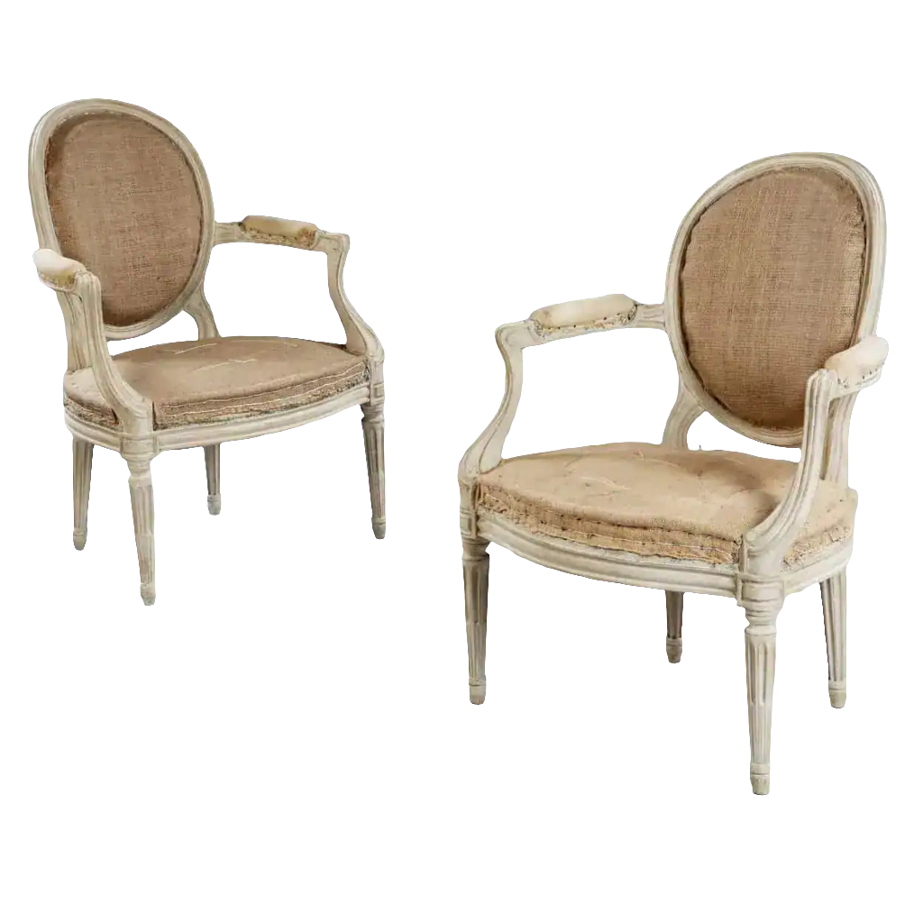Pair of transitional Louis XV style fauteuils with carved wood and linen upholstery by Nwtiques