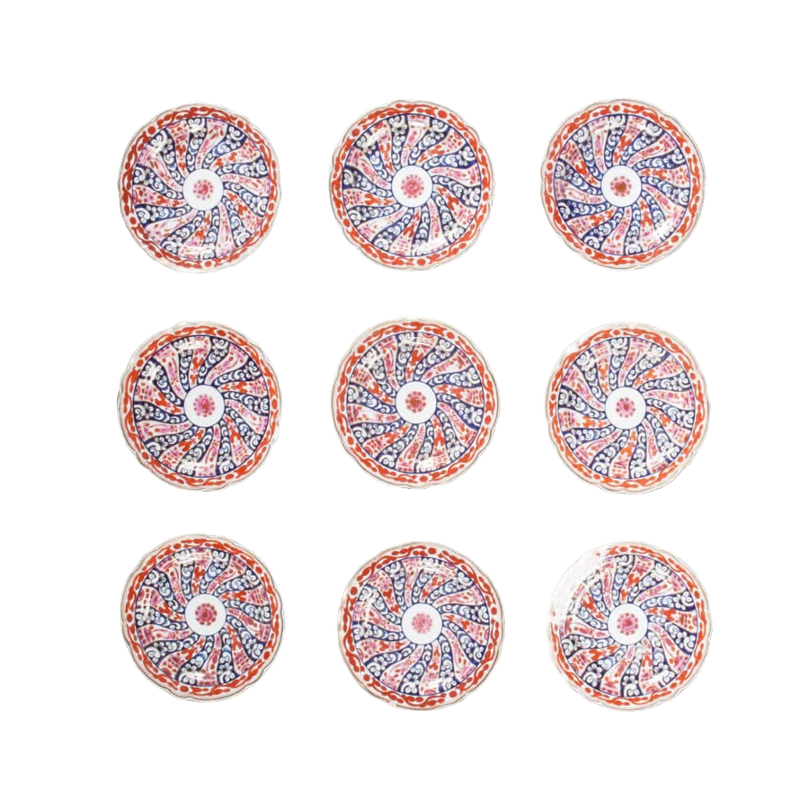 Nine decorative porcelain plates from Worcester Queen Charlotte pattern, elegant design by Collection TH10