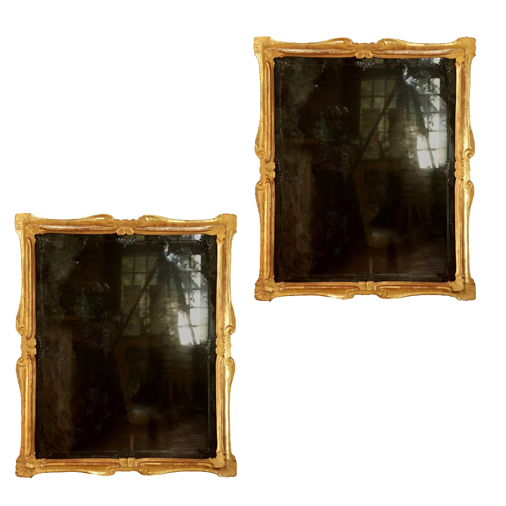 Pair of mid 18th Century Venetian wall mirrors with giltwood frames and engraved glass from Collection EE20.