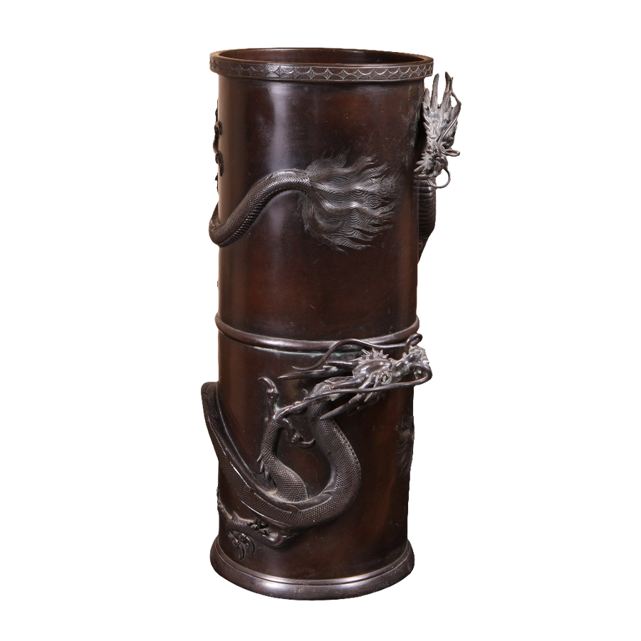 Japanese Meiji bronze dragon stick stand from 1900 with intricate cast dragons, elegant cylindrical form by Collection TH30
