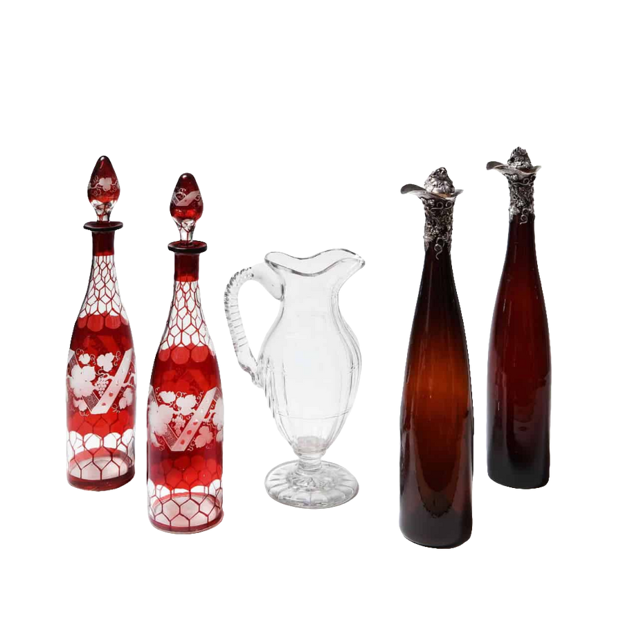 A Pair of silver mounted 19th century decanters with red glass design from Collection TH10