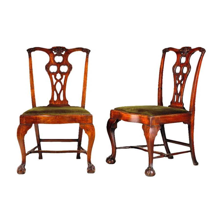 Pair of mid-18th century Philadelphia side chairs with carved details by Nwtiques, circa 1765.