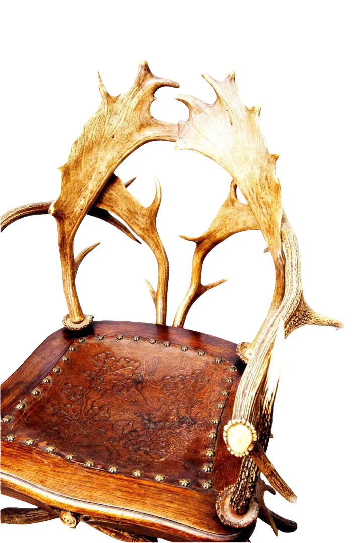 Victorian Black Forest antler armchair with leather seat by Nwtiques Swiss circa 1880 elegant design