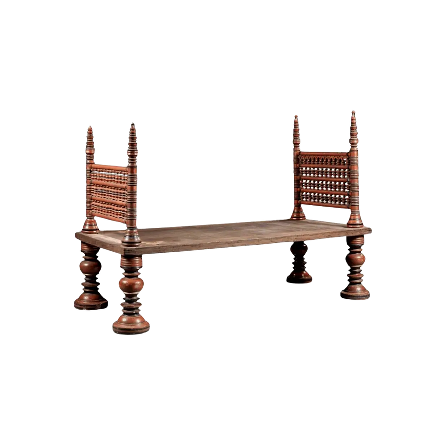 Rare 18th century South Indian red lacquer Kattil daybed with turned legs from Collection EE20