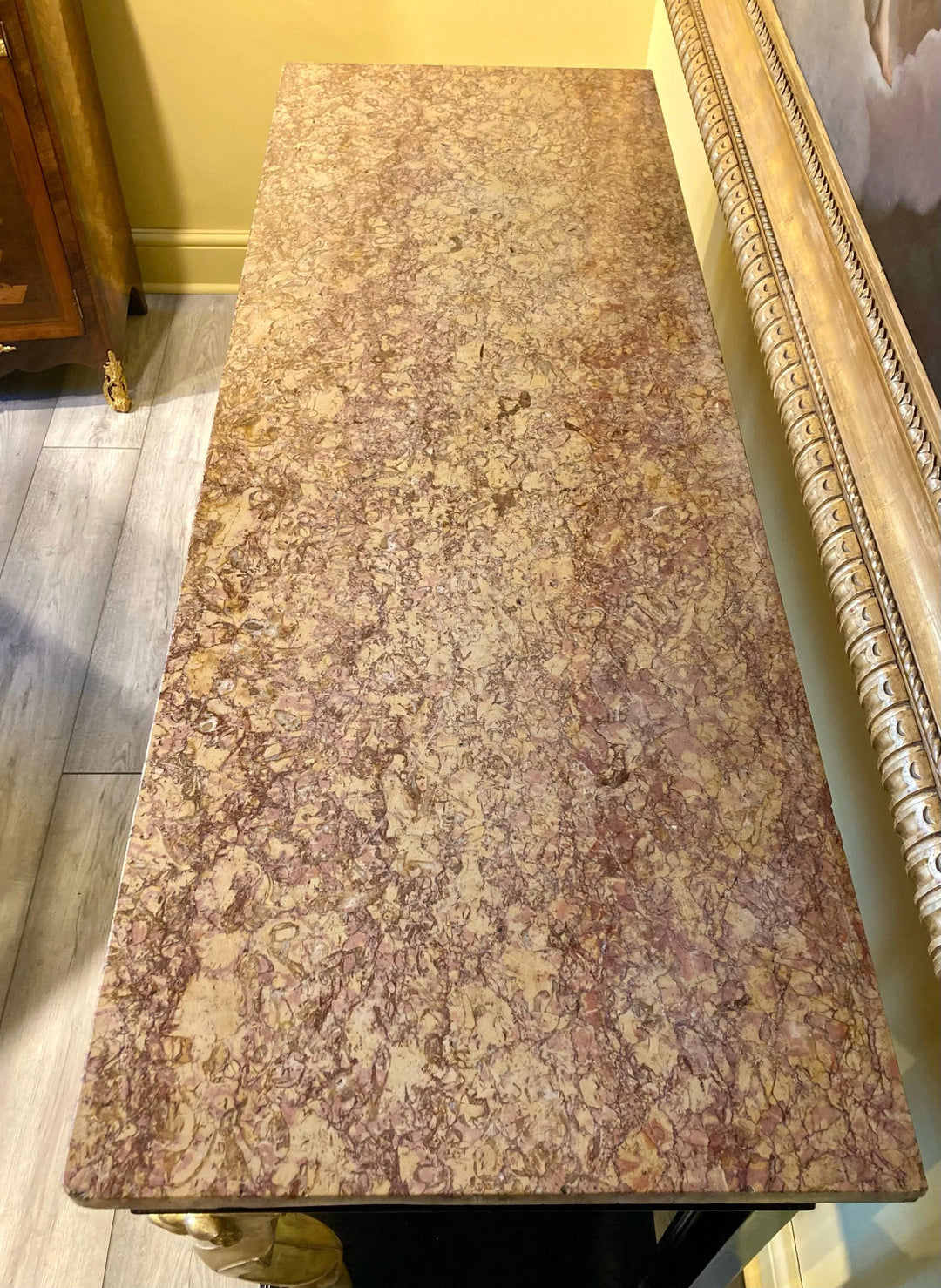 Mid 19th century Holland and Sons giltwood console table with marble top by Collection CK40, elegant and classic design