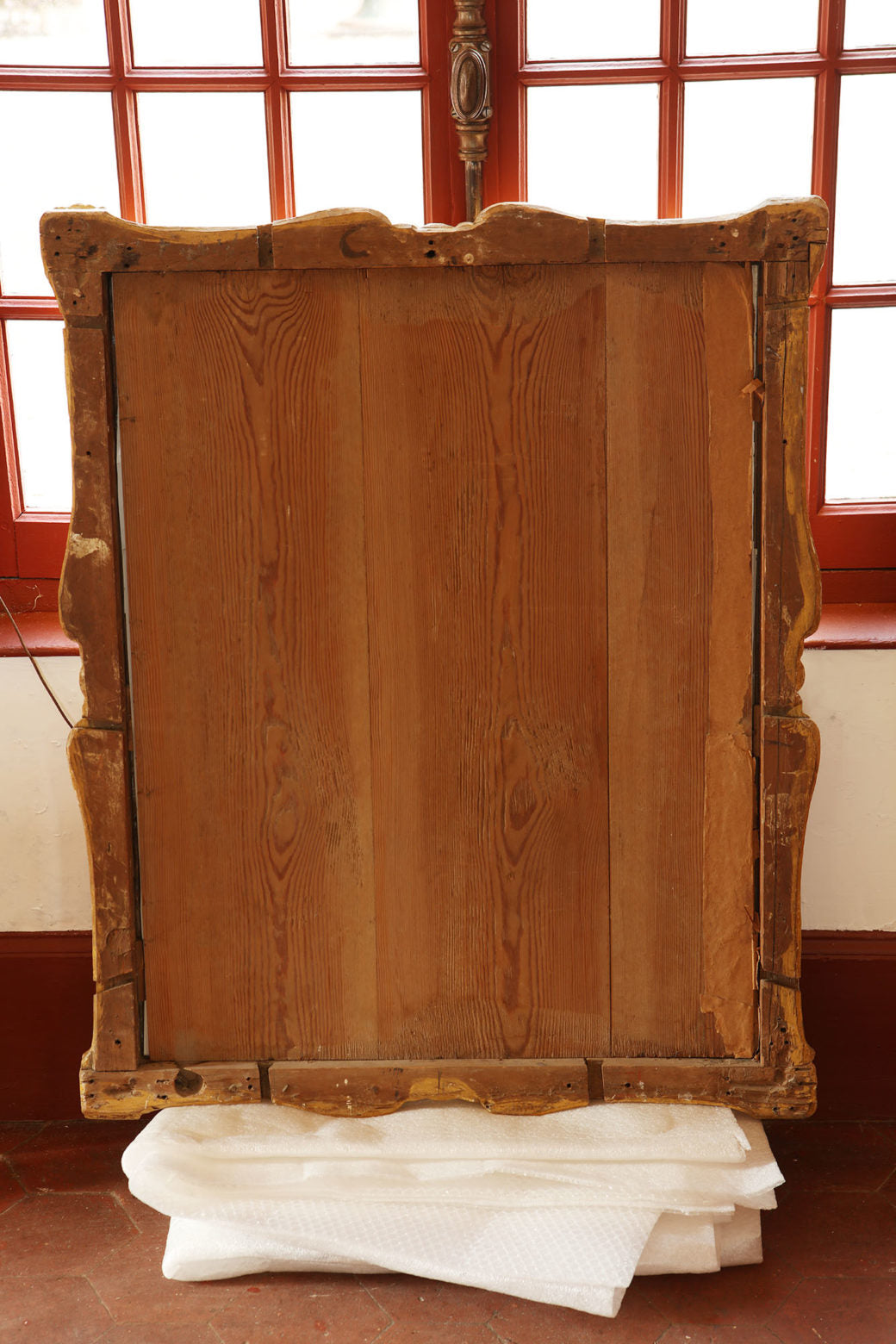 Pair of Venetian mid 18th Century wall mirrors with giltwood frames and original engraved mirror plates circa 1750.