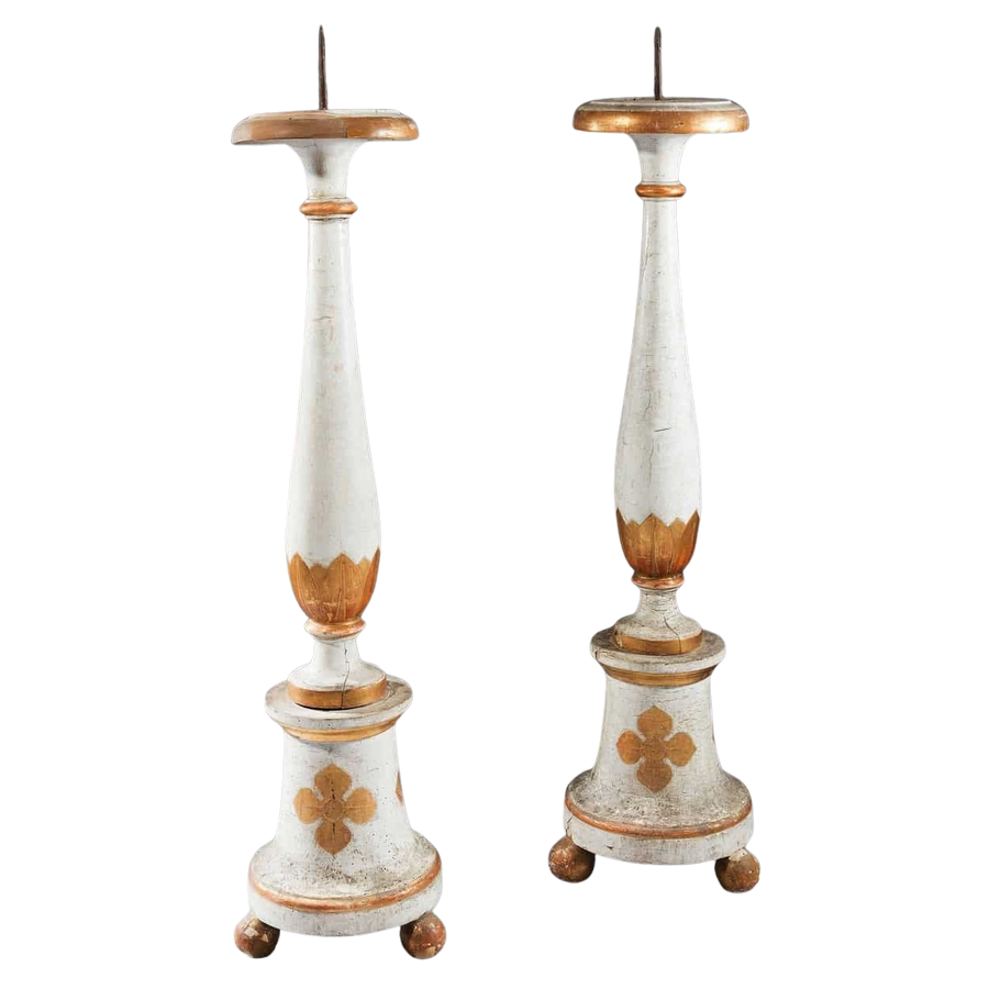 Pair of white and gold 18th century Italian torchères with iron spikes for candles by Collection EE10